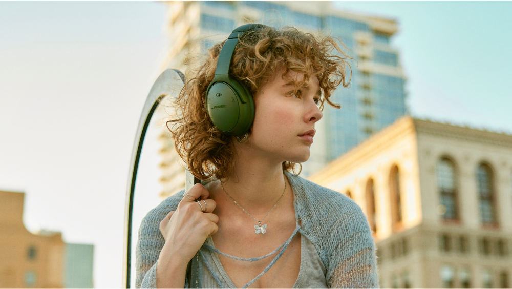 אוזניות ביטול רעשים אלחוטיות Bose QuietComfort Headphones אווירה